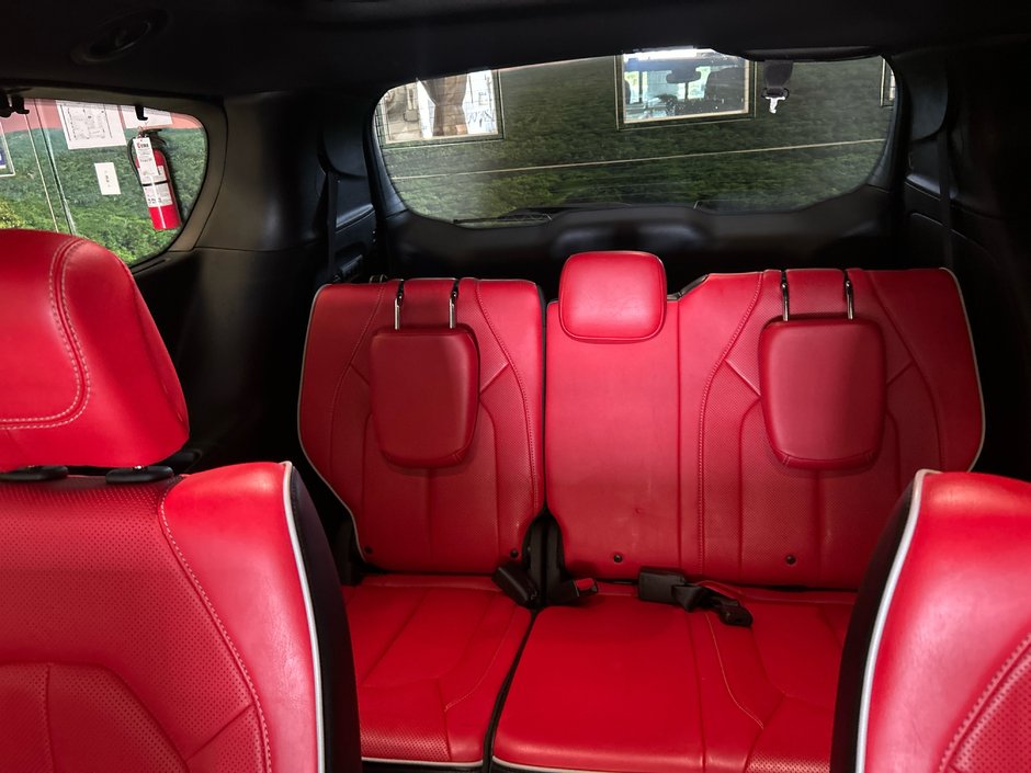 2021 Chrysler PACIFICA LIMITED Limited