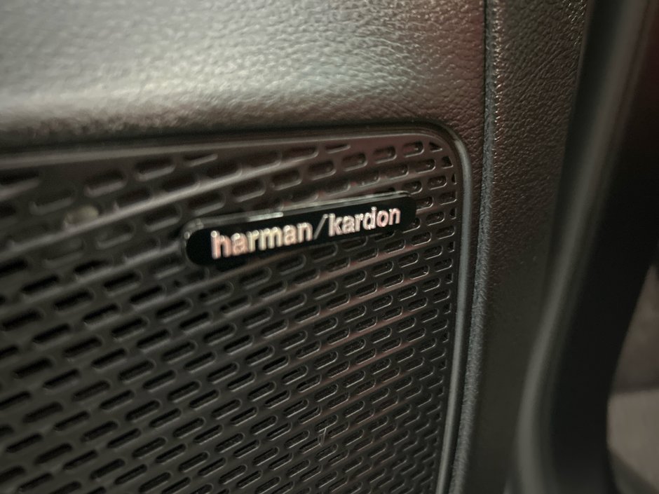 2021 Chrysler PACIFICA LIMITED Limited