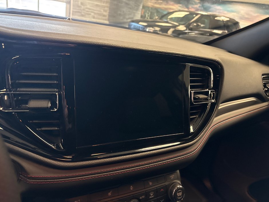Dodge Durango GT 2025 ENSEMBLE REMORQUAGE * CONTRÔLE DE FREIN * SIÈGES ET VOLANT CHAUFFANTS