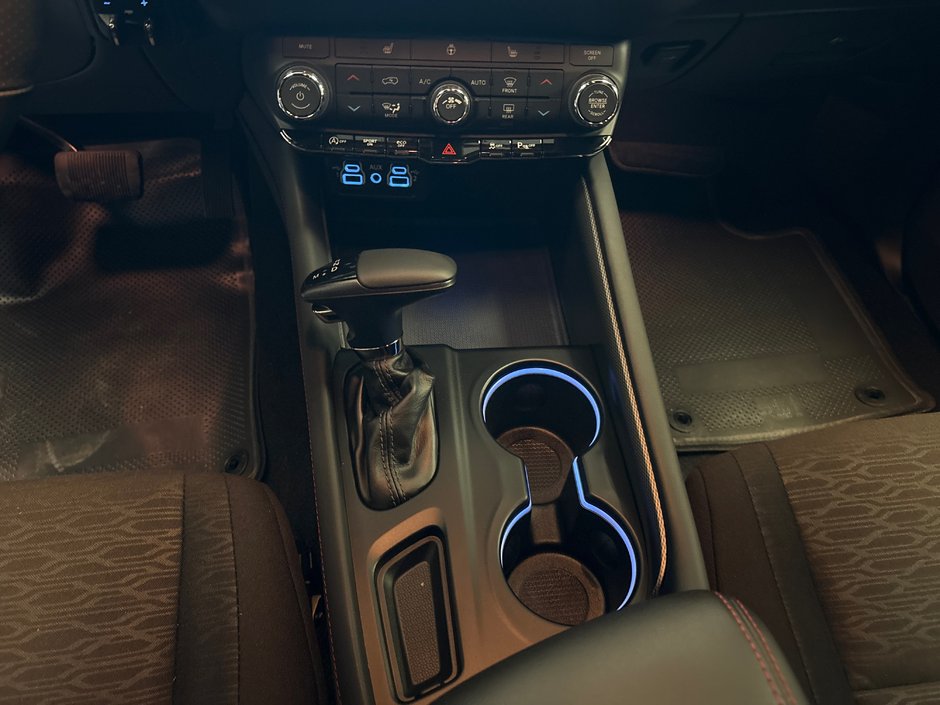 Dodge Durango GT 2025 ENSEMBLE REMORQUAGE * CONTRÔLE DE FREIN * SIÈGES ET VOLANT CHAUFFANTS