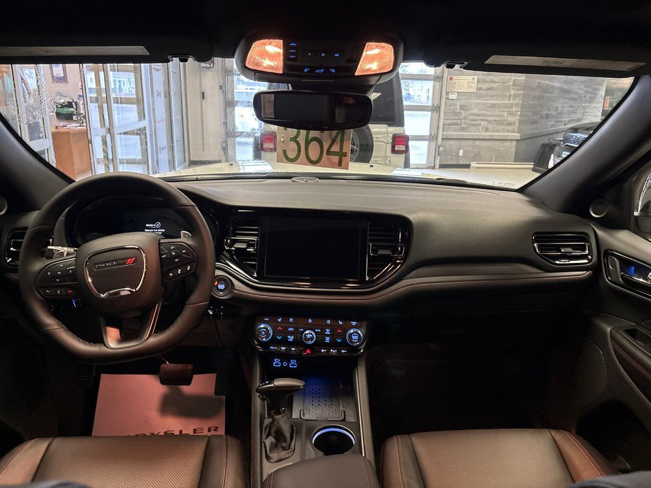 Dodge Durango GT PLUS 2026 ENSEMBLE BLACKTOP* SIÈGES AVANT ET ARRIÈRE CHAUF.* SIÈGES AVANT VENTILÉS* FREIN DE REMORQUE