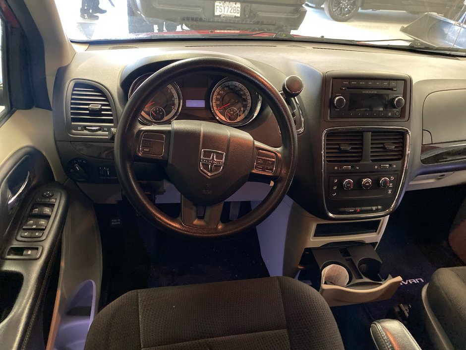 2014 Dodge Grand Caravan SE SE