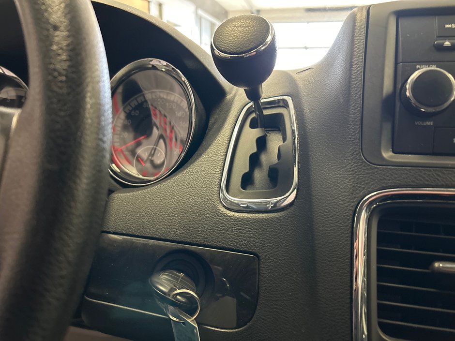 2014 Dodge GRAND CARAVAN SE ARGENT