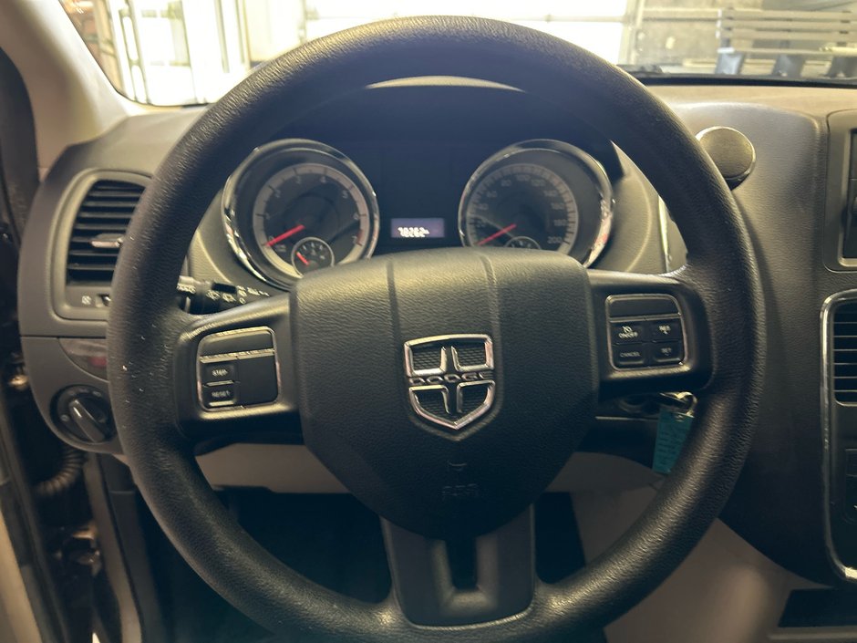 2014 Dodge GRAND CARAVAN SE ARGENT