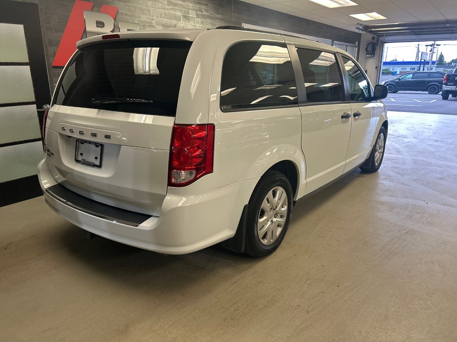 2020 Dodge Grand Caravan SE SE