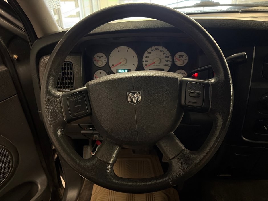 2005 Dodge Ram 3500 SLT