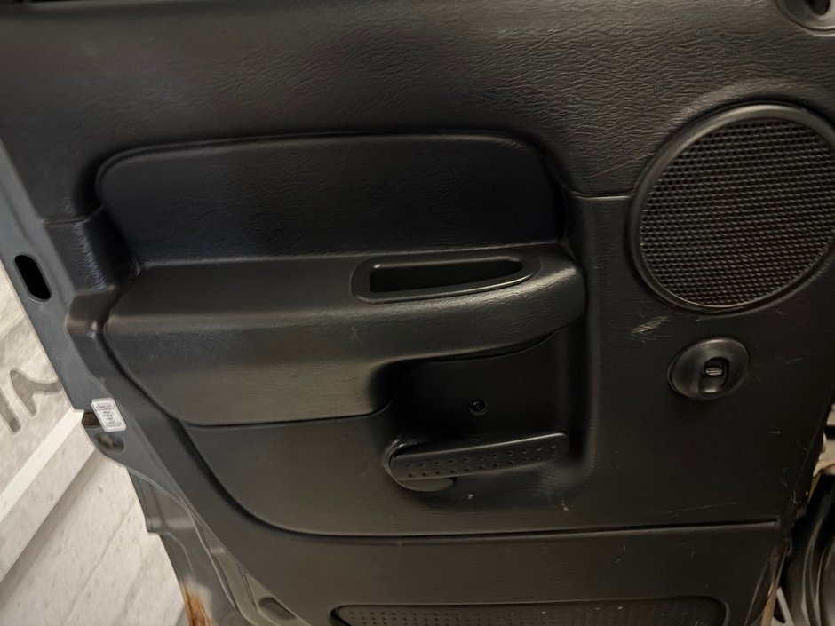 2005 Dodge Ram 3500 SLT