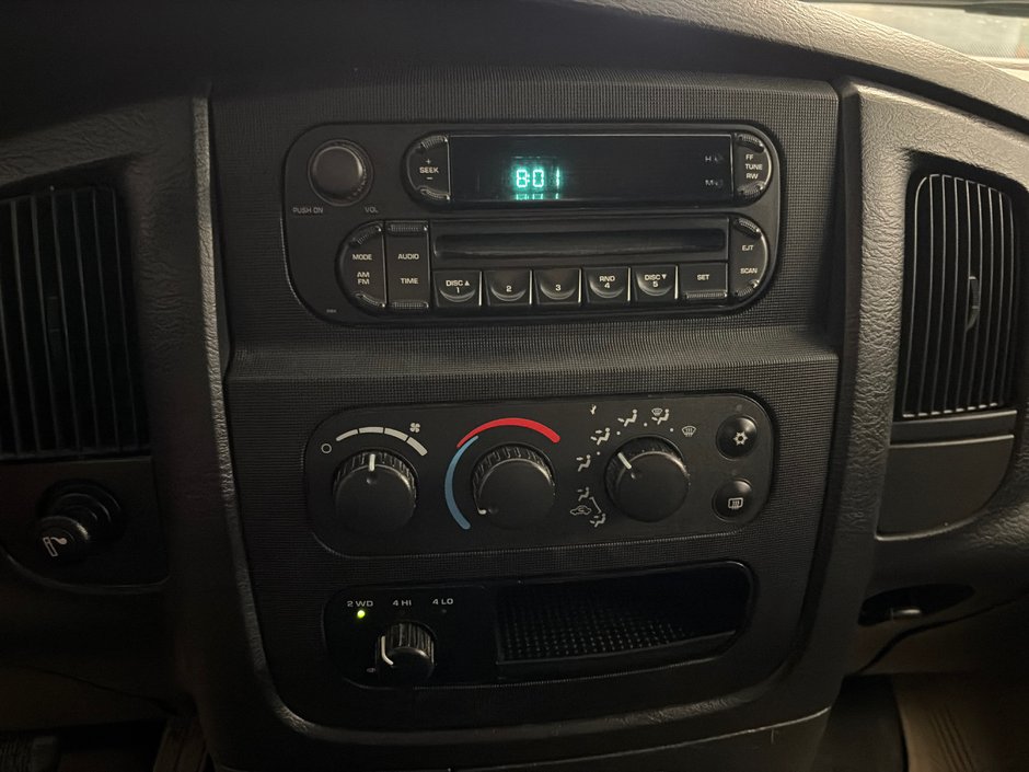 2005 Dodge Ram 3500 SLT