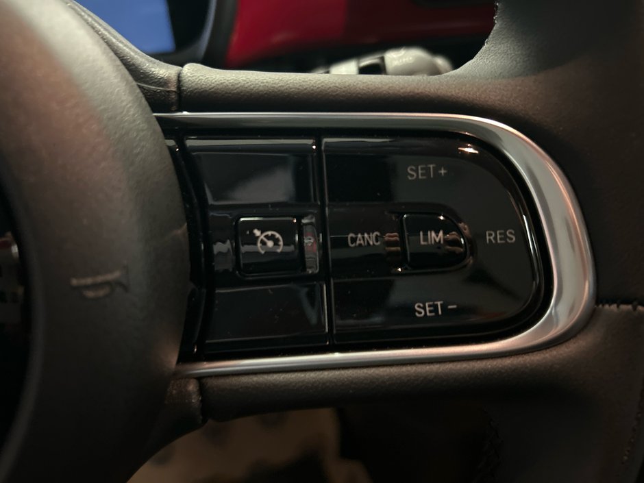 Fiat 500e RED 2025 100% ÉLECTRIQUE * SIÈGES AVANT CHAUFFANTS