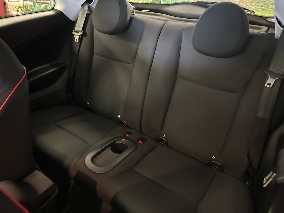 Fiat 500e RED 2025 100% ÉLECTRIQUE * SIÈGES AVANT CHAUFFANTS