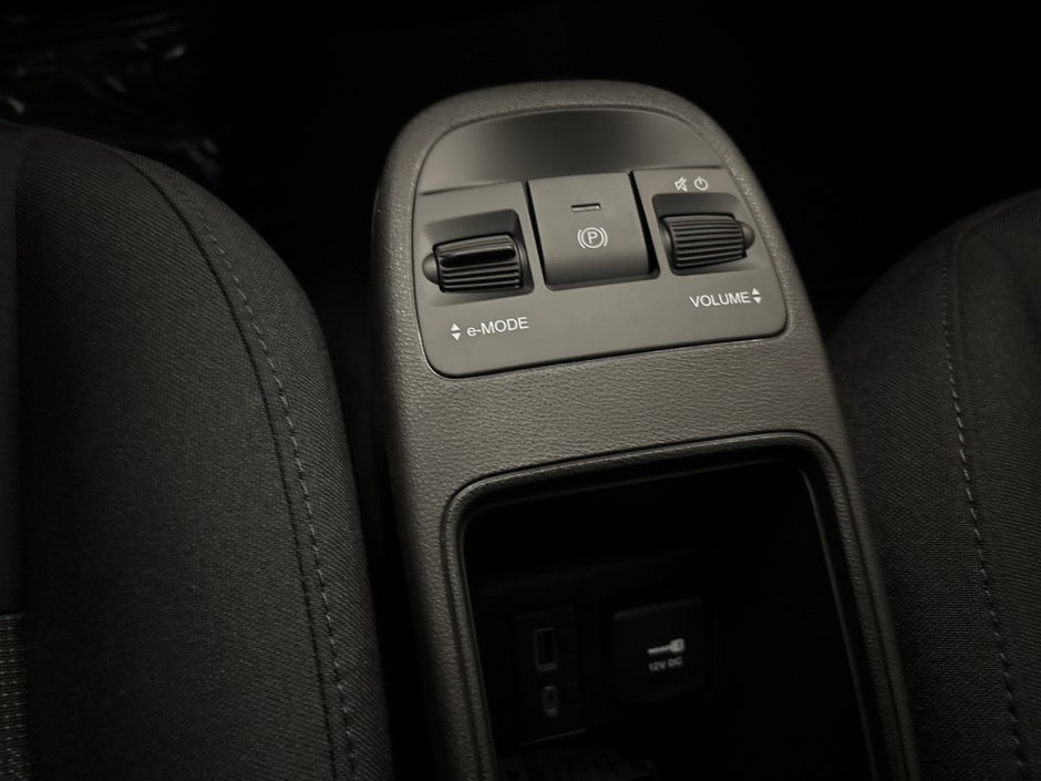 Fiat 500e POP 2026 SIÈGES CHAUF.* RÉGULATEUR DE VITESSE* SELECTEUR E-MODE* CARPLAY/ANDROID AUTO* 230 KM D'AUTONOMIE