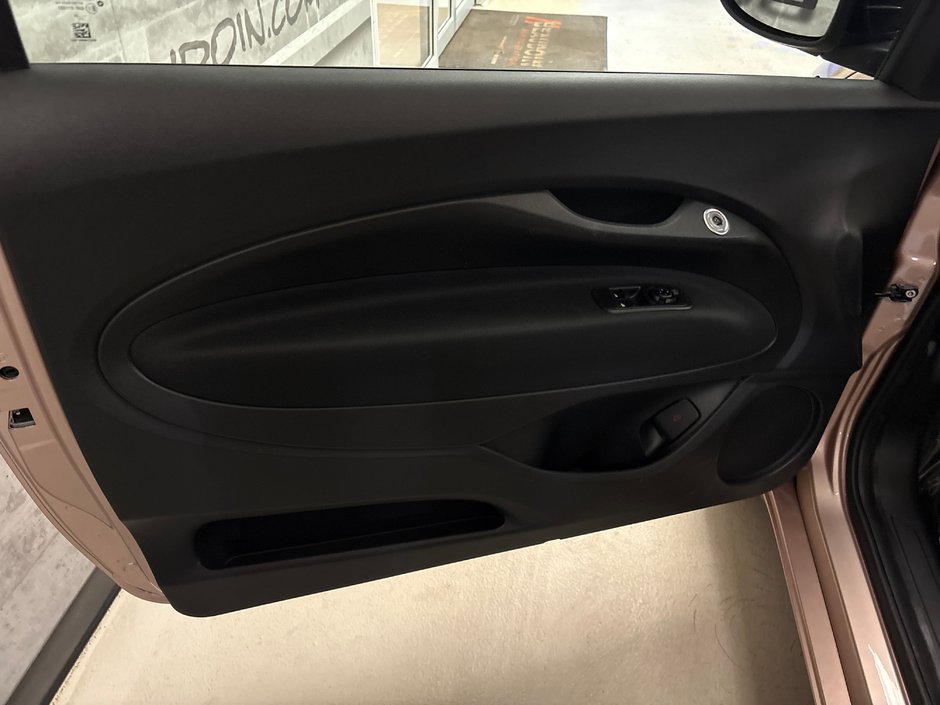 Fiat 500e POP 2026 SIÈGES CHAUF.* RÉGULATEUR DE VITESSE* SELECTEUR E-MODE* CARPLAY/ANDROID AUTO* 230 KM D'AUTONOMIE