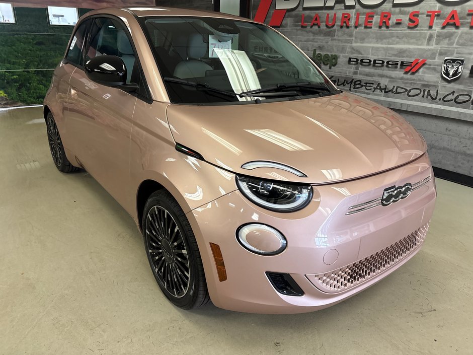 Fiat 500e POP 2026 SIÈGES CHAUF.* RÉGULATEUR DE VITESSE* SELECTEUR E-MODE* CARPLAY/ANDROID AUTO* 230 KM D'AUTONOMIE