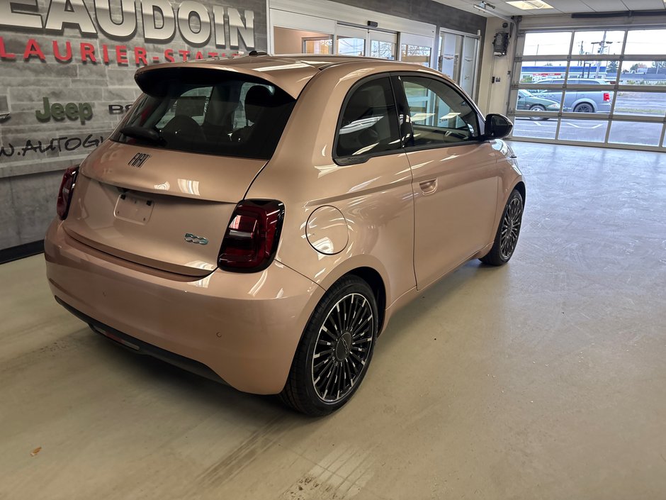 Fiat 500e POP 2026 SIÈGES CHAUF.* RÉGULATEUR DE VITESSE* SELECTEUR E-MODE* CARPLAY/ANDROID AUTO* 230 KM D'AUTONOMIE