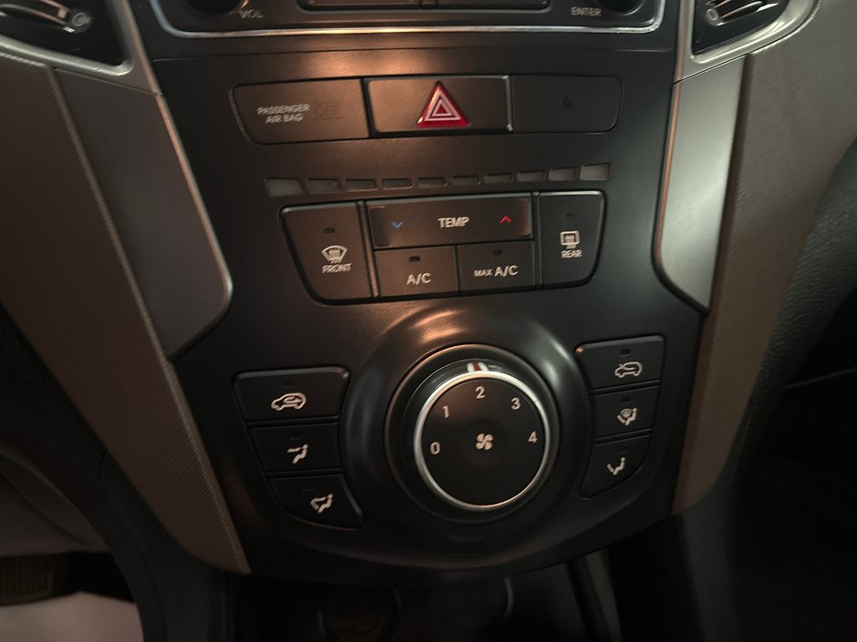 2017 Hyundai Santa Fe XL