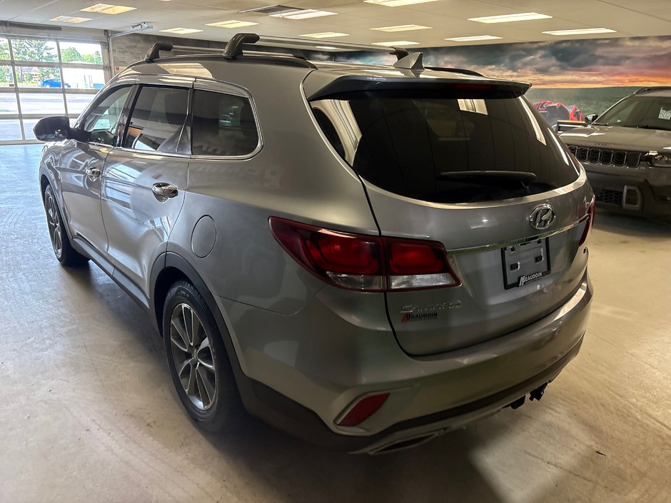 2017 Hyundai Santa Fe XL