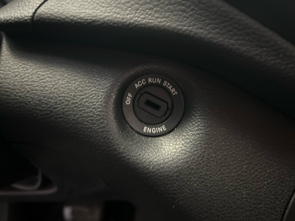 2019 Jeep CHEROKEE LATITUDE North