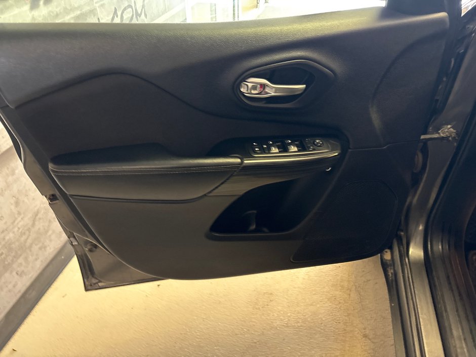 2014 Jeep Cherokee North