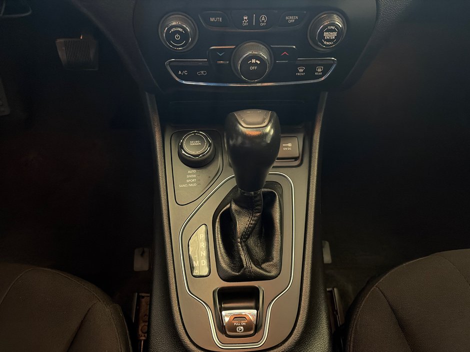 2019 Jeep Cherokee North