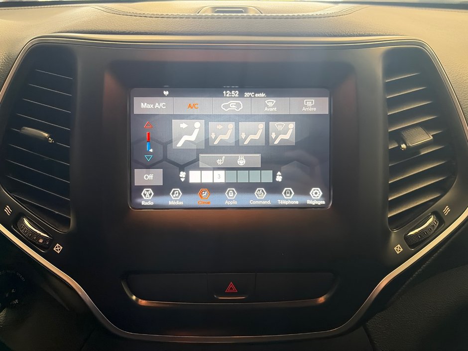 2019 Jeep Cherokee North