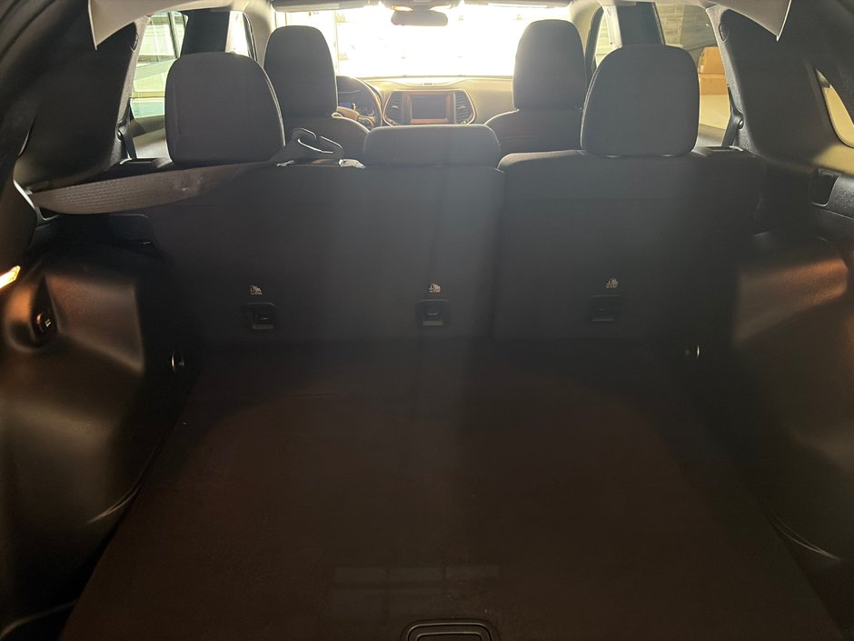 2019 Jeep Cherokee North
