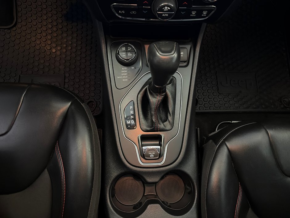 2020 Jeep Cherokee Trailhawk