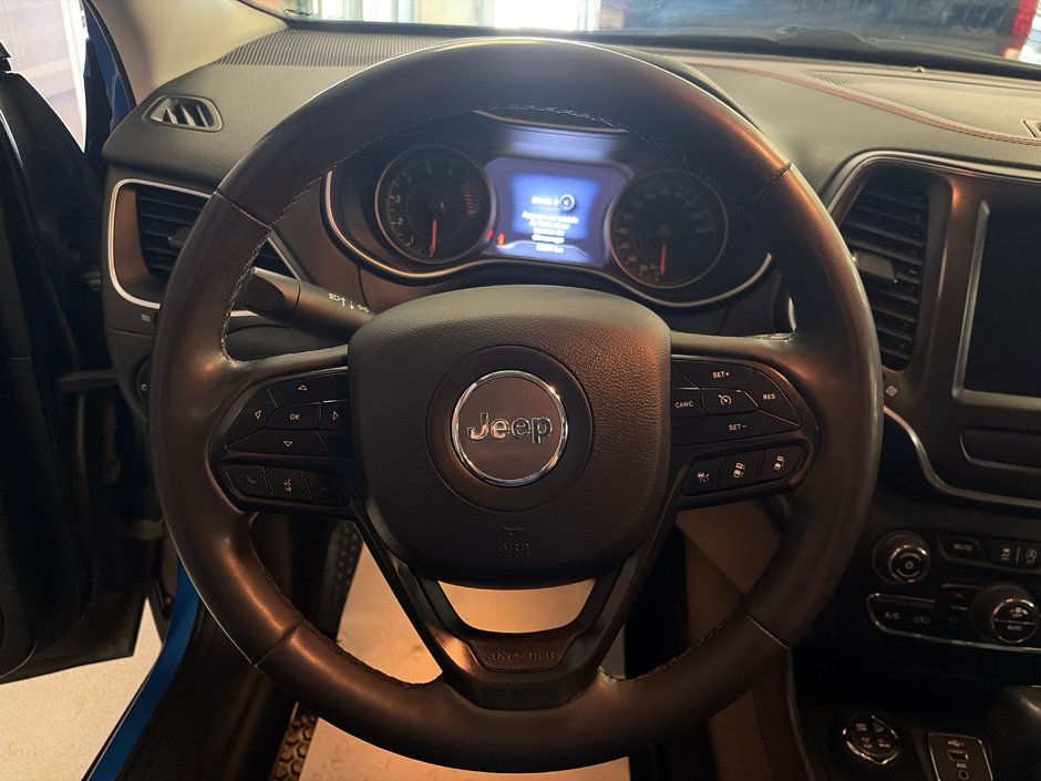 2022 Jeep Cherokee Trailhawk Elite