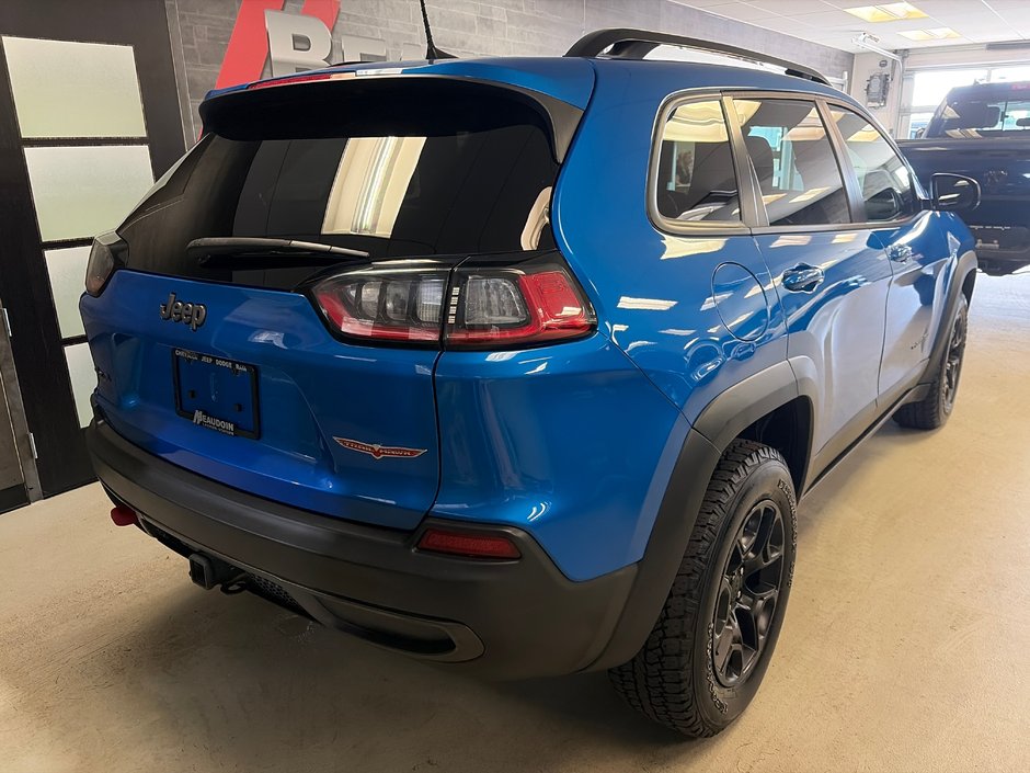 2022 Jeep Cherokee Trailhawk Elite
