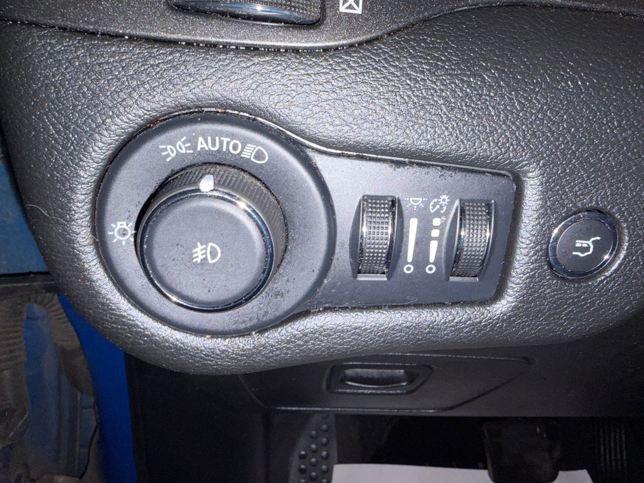 2022 Jeep Cherokee Trailhawk Elite