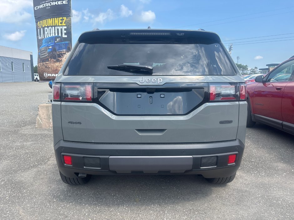 2026 Jeep Cherokee OVERLAND