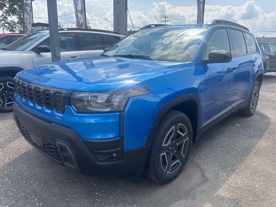 2026 Jeep Cherokee LAREDO