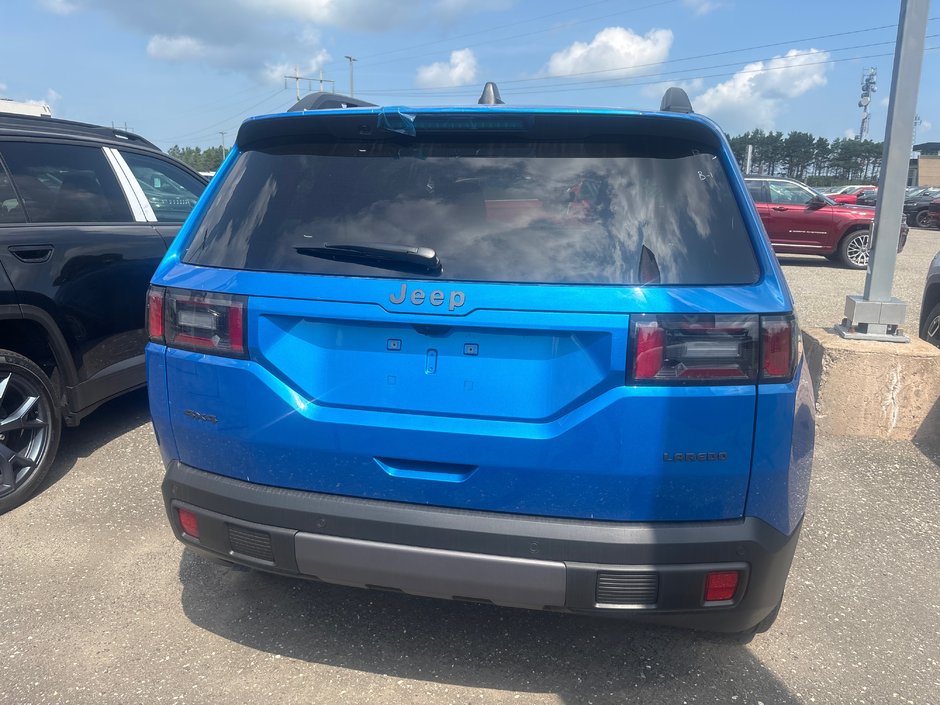 2026 Jeep Cherokee LAREDO