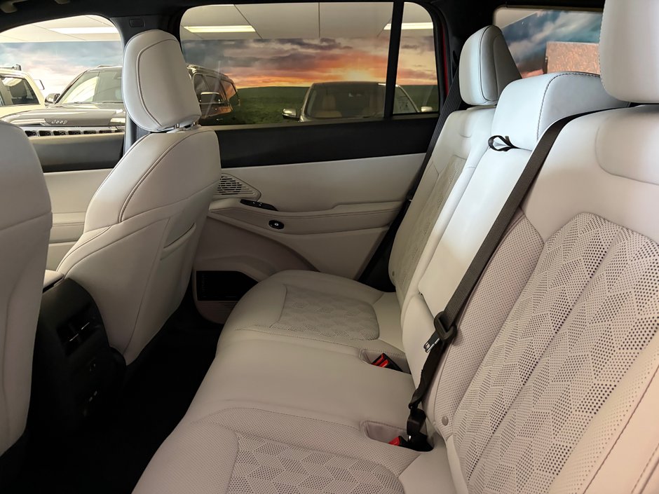 Jeep Cherokee OVERLAND 2026