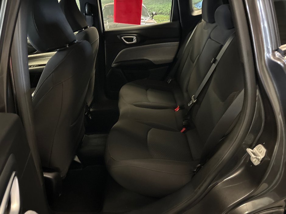 2023 Jeep Compass Sport