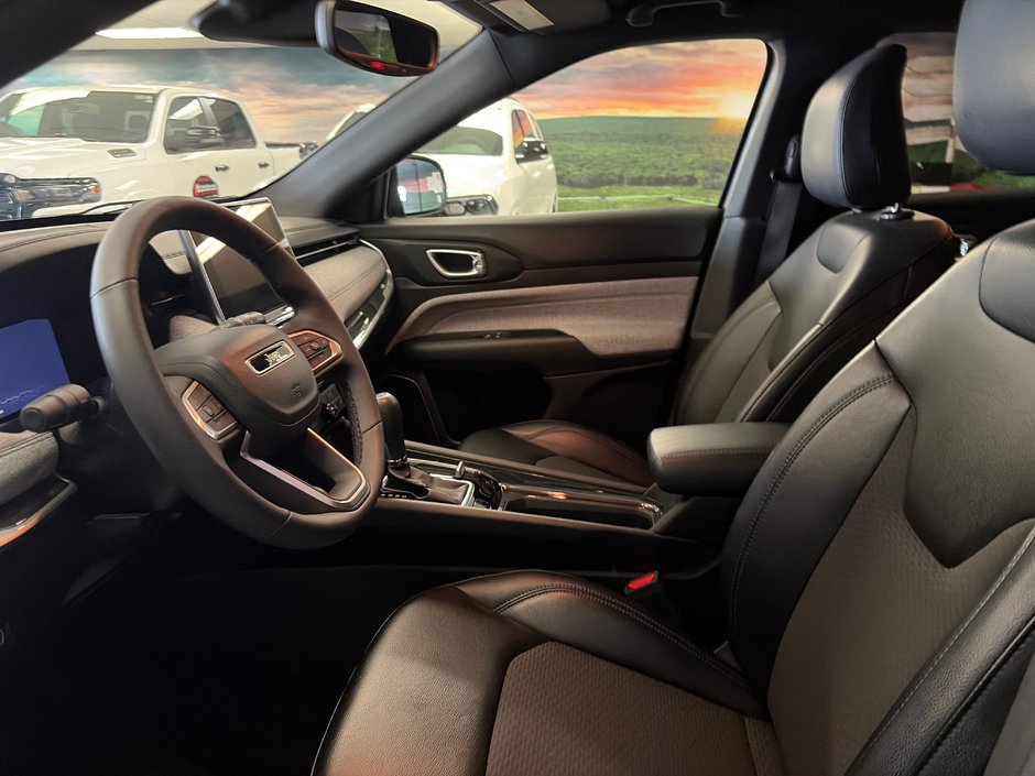 2023 Jeep Compass North