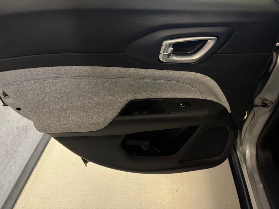 2023 Jeep Compass North
