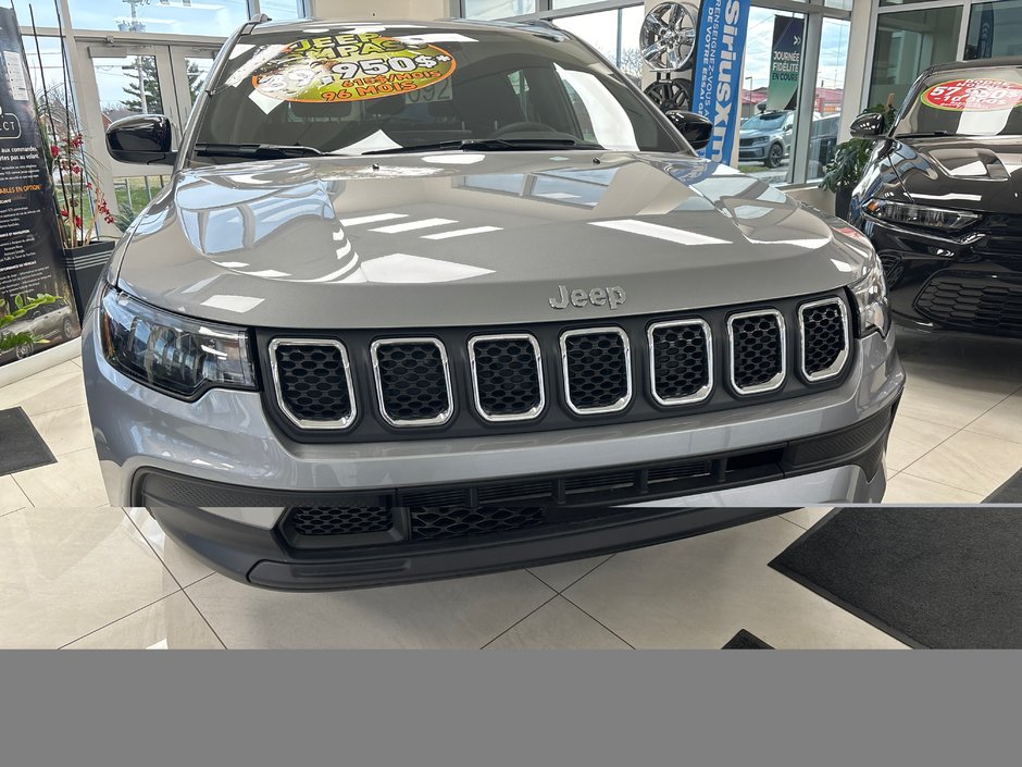 2024 Jeep Compass SPORT