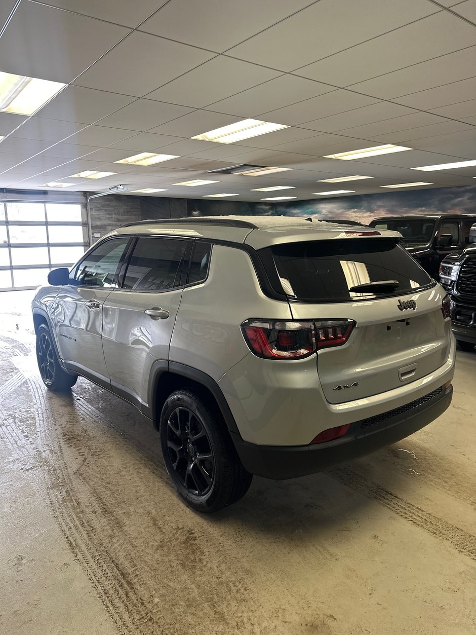 Jeep Compass ALTITUDE 2025