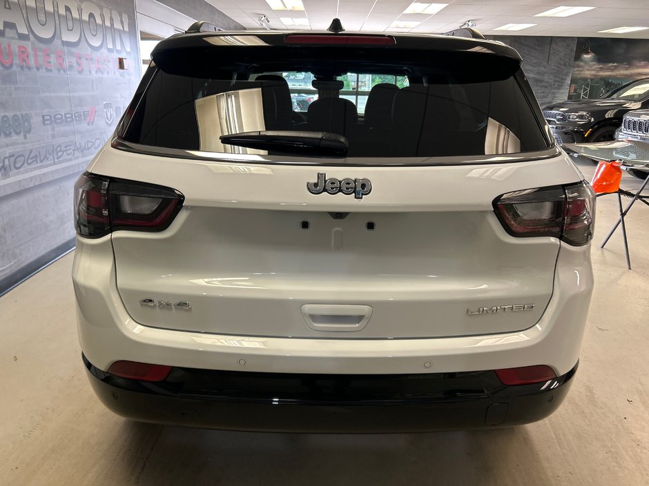 Jeep Compass LIMITED 2025
