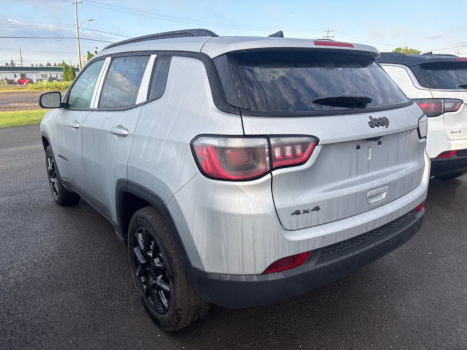 Jeep Compass ALTITUDE 2025
