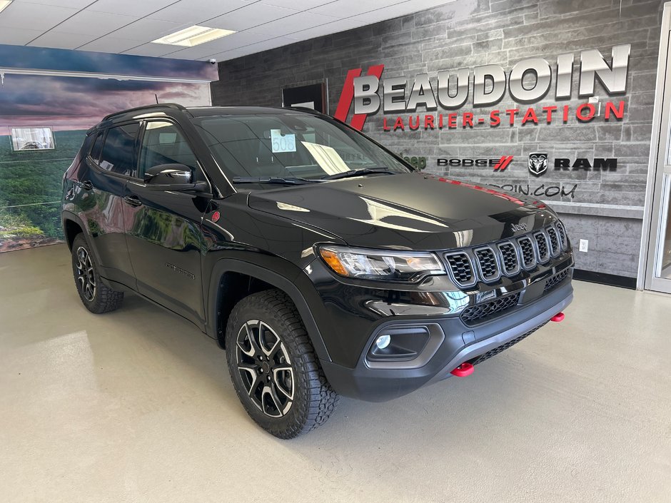 2025 Jeep COMPASS TRAILHAWK