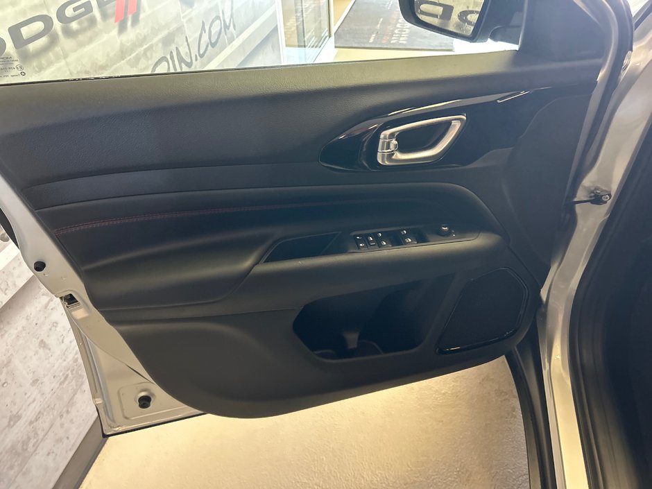 Jeep Compass TRAILHAWK 2025