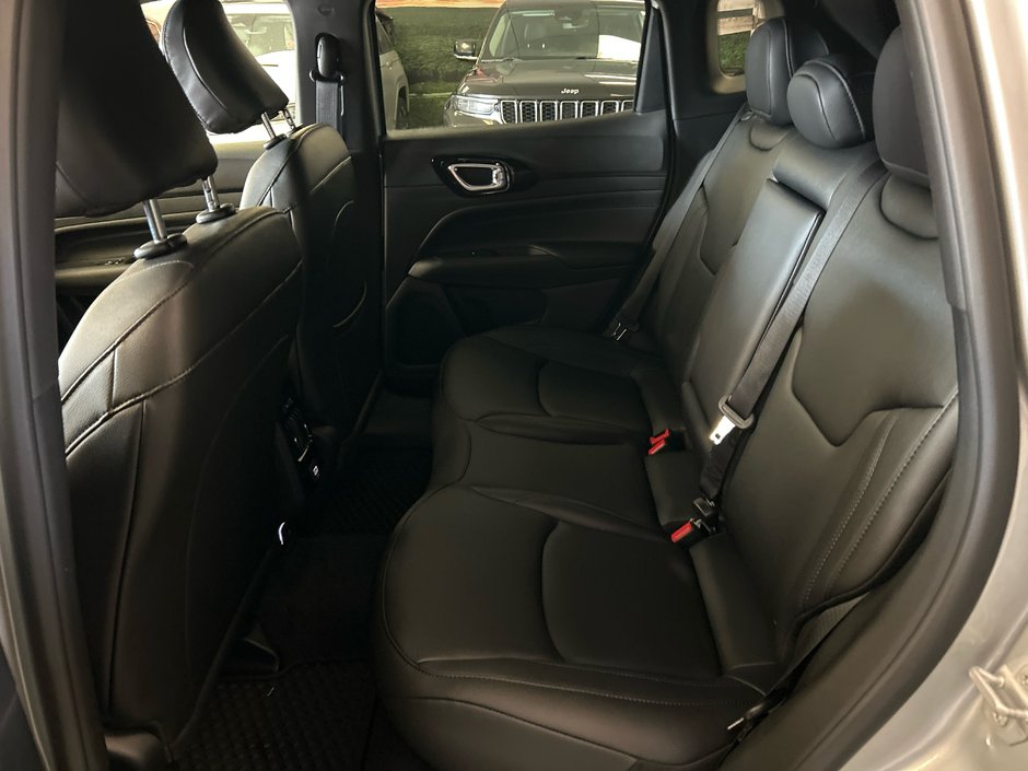 2025 Jeep COMPASS ALTITUDE