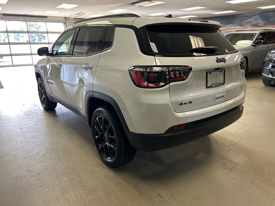 2025 Jeep Compass ALTITUDE