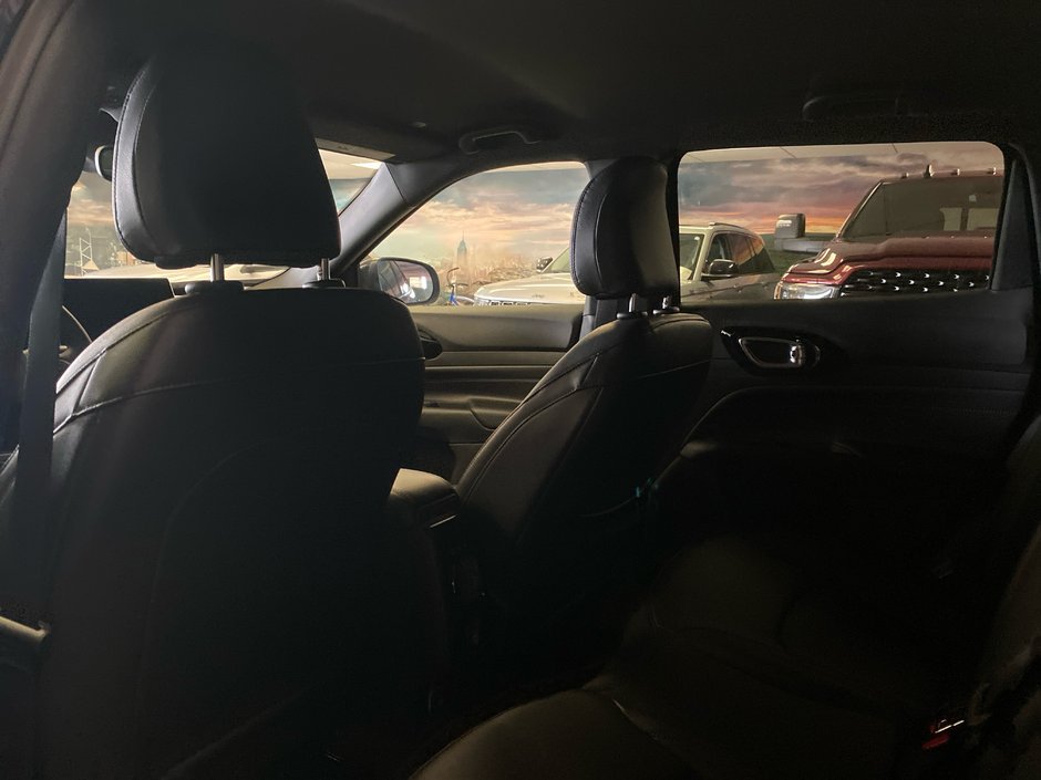 Jeep Compass ALTITUDE 2025