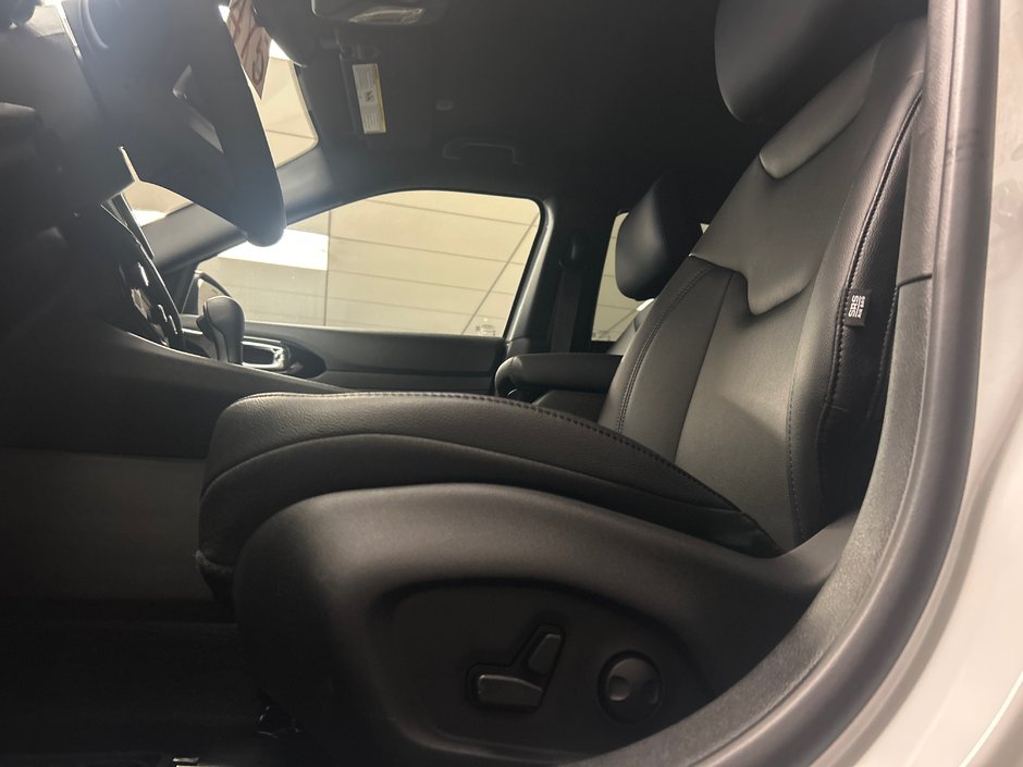2025 Jeep COMPASS ALTITUDE