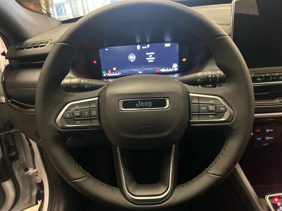 2025 Jeep COMPASS ALTITUDE