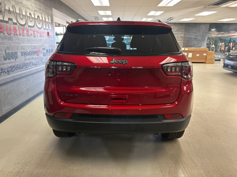 Jeep Compass ALTITUDE 2025