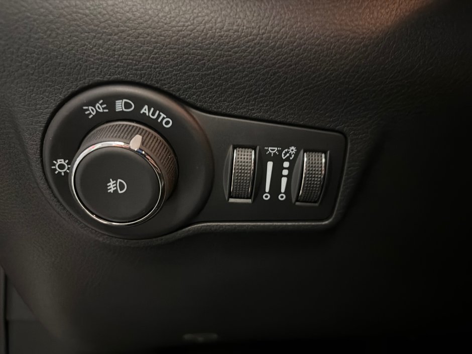 2025 Jeep Compass Altitude