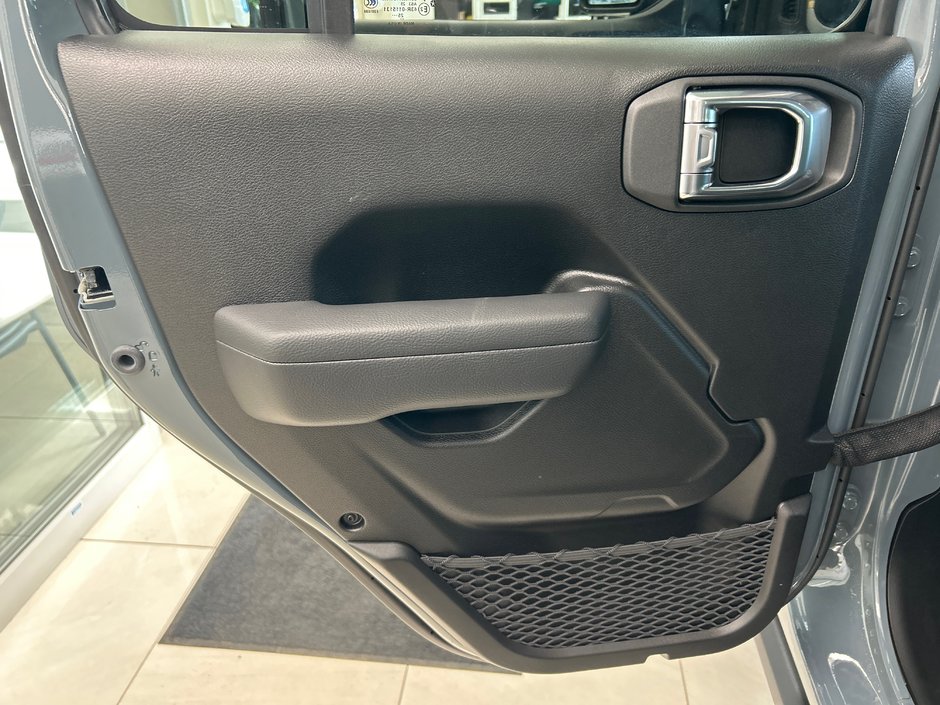 Jeep Gladiator WILLYS 2026